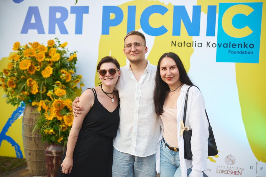 Presentation of "Berehynia" collections at ArtPicnic