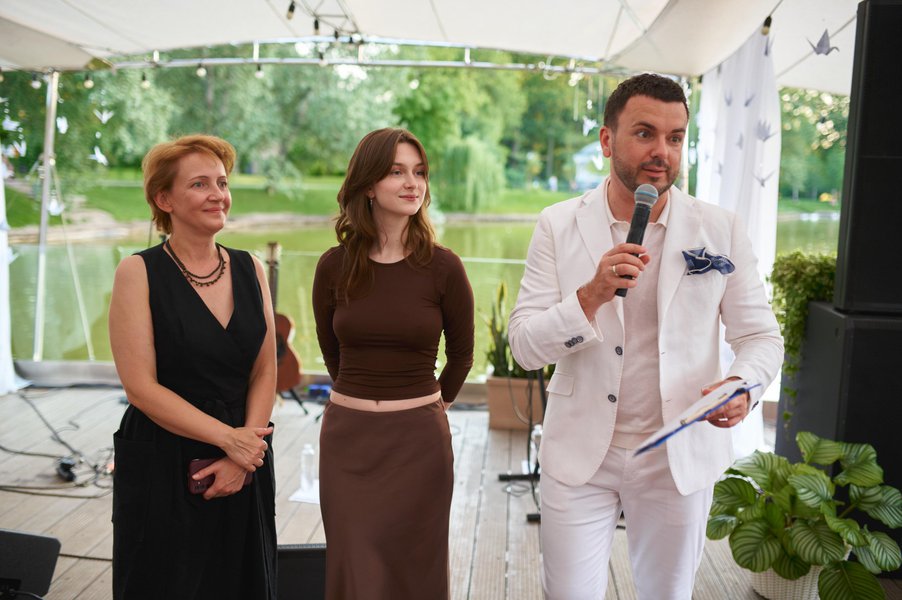 Presentation of "Berehynia" collections at ArtPicnic