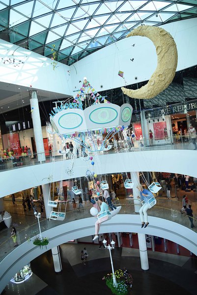 Summer decorations 2016 for the Ocean Plaza shopping mall