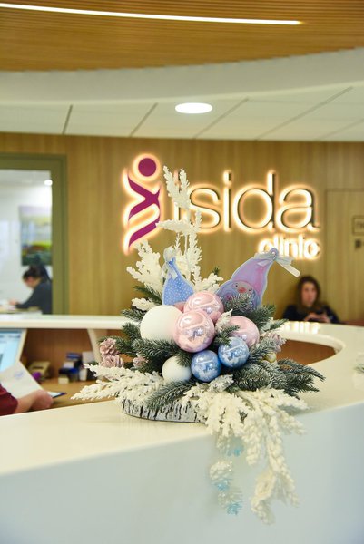 Новогоднее оформление клиники ISIDA 2017