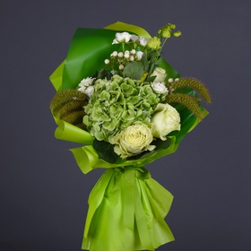 Flower bouquet yellow-green