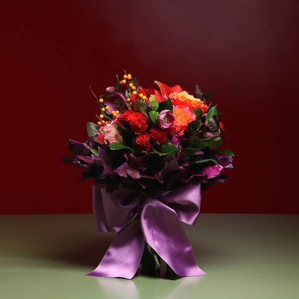 Bouquet purple-orange with ilex