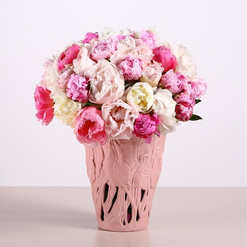 Bouquet of 51 peonies mix in vase