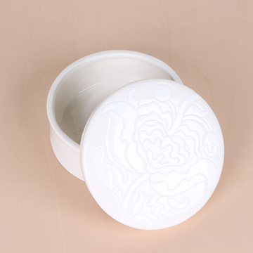 Ceramic box Hetmans'ka, white