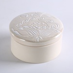 Ceramic box Hetmans'ka, white