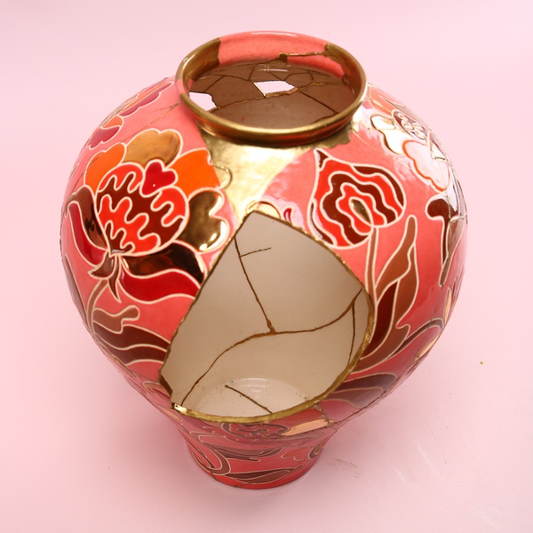 The Hetmans'ka vase by LoraShen