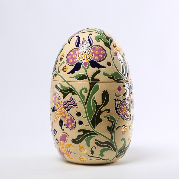 Ceramic egg - box purple with gold L