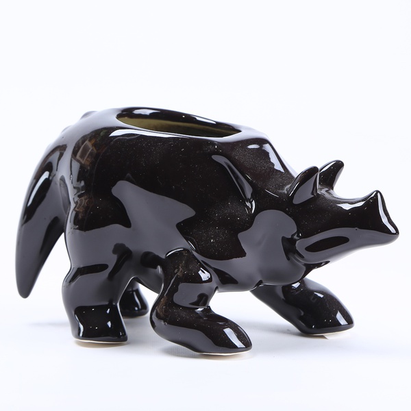 Pot Triceratops black