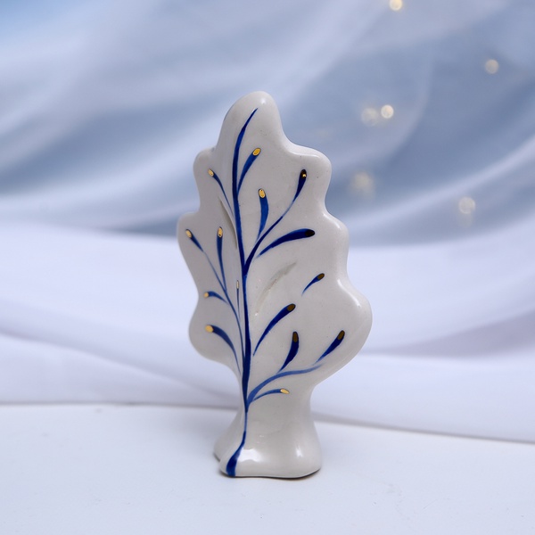 Christmas tree toy-figurine Oak