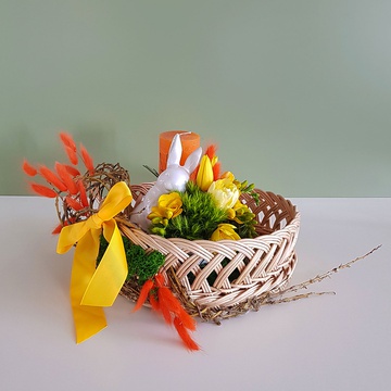 Easter composition in a basket "Embrace of the holiday"