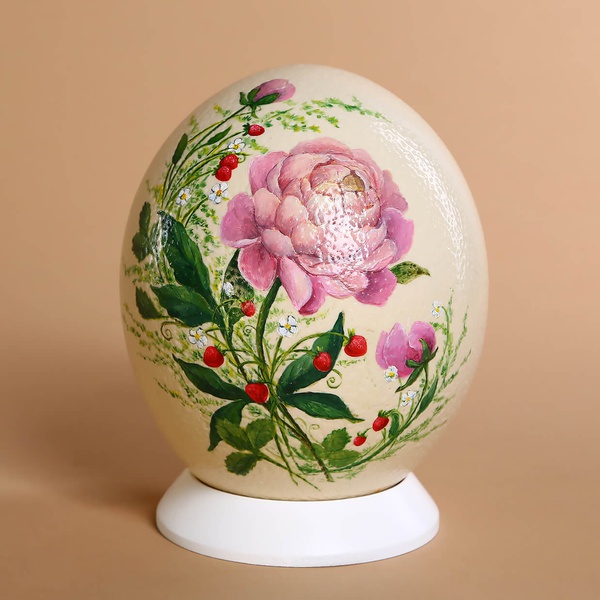 Painted egg "Peony" in a wooden box