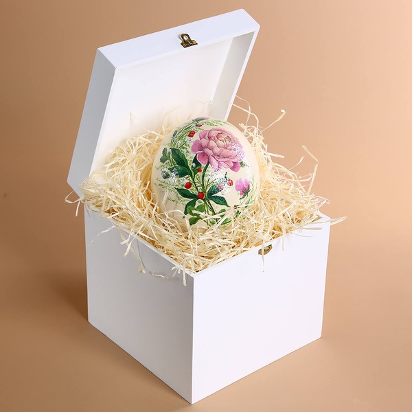 Расписное яйцо "Пион" в деревянной коробке