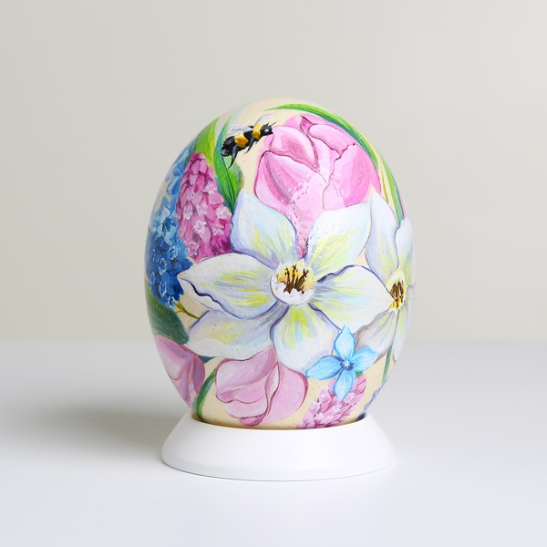 Painted egg "Blossom"