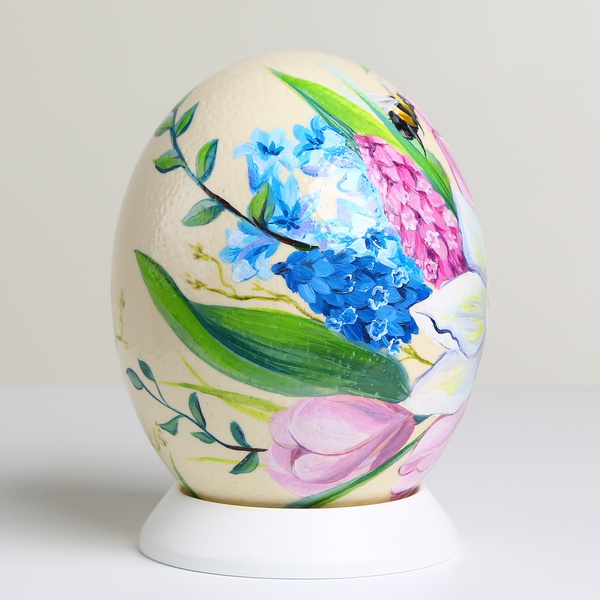 Painted egg "Blossom"