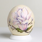 Painted egg "Magnolia and parrots"