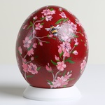 Painted egg "Burgundy Symphony"
