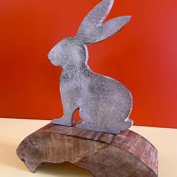 Metal rabbit figurine