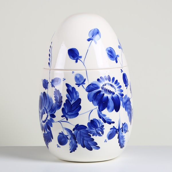 Керамическое яйцо-шкатулка "Синие цветы"2