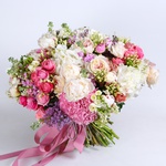 The “Fragrant Symphony” bouquet