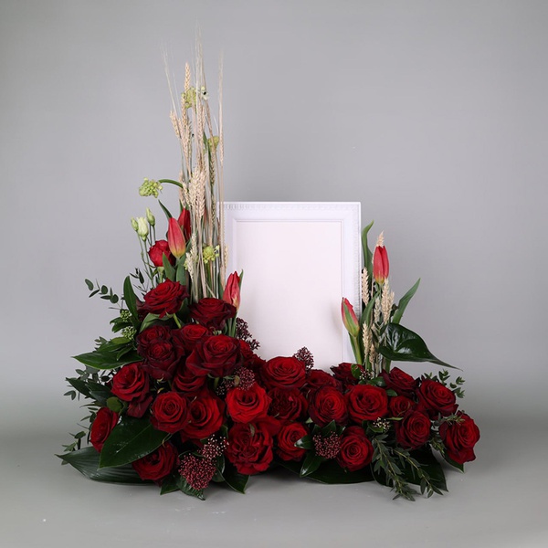 Arrangement “Eternal Tribute”