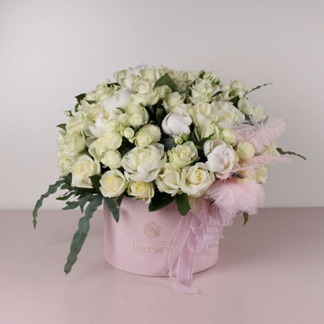 Roses and peonies in a hatbox