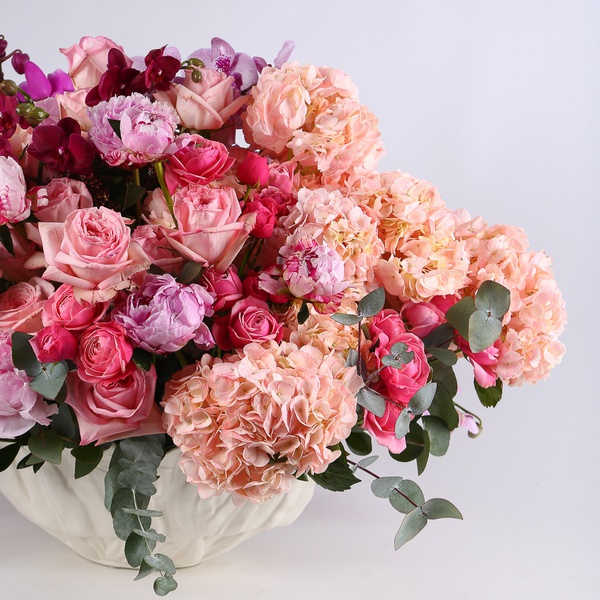 Интерьерная композиция «Нежность в форме»