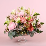 The interior floral composition “Powdered Silence of Spring”