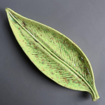 Ceramic leaf light green, M