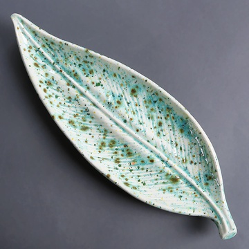Ceramic leaf white-turquoise, M