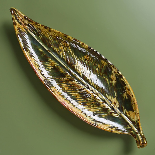 Керамічний листочок гірчично-зелений, М
