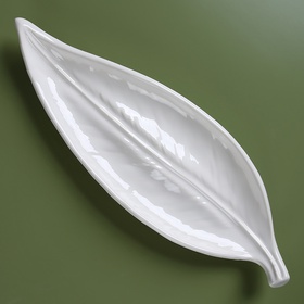 Ceramic leaf white, M