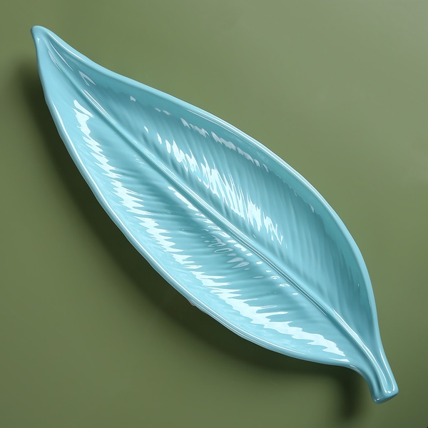 Ceramic leaf blue, M