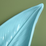 Ceramic leaf blue, M