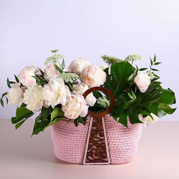 Квіткова композиція "Марракеш" рожева в сумці