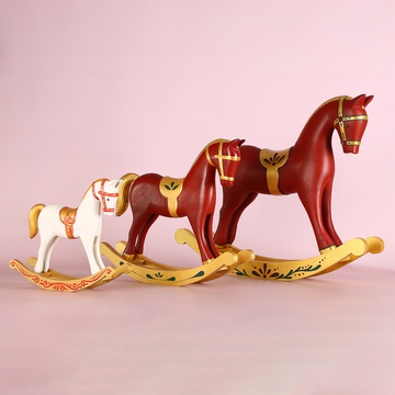 Фигура “Рождественский Коник-Качалка”