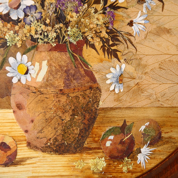 Круглая картина в технике ошибана "Букет ромашек"