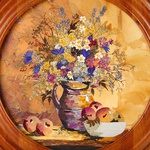 Круглая картина в технике ошибана "Полевой букет с фруктами"