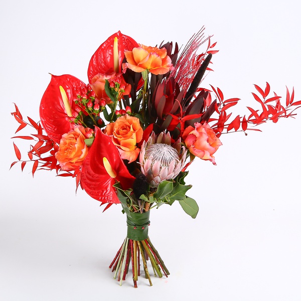 The bouquet "Fiery Passion"
