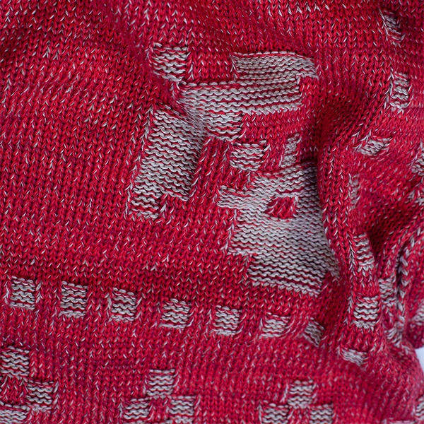 Плед ягоды и цветы красный