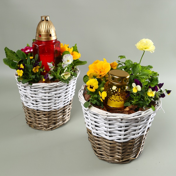 The “Light of Remembrance” basket