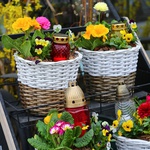 The “Light of Remembrance” basket