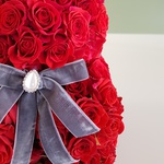 Квіткова композиція "Ведмедик" з червоних троянд
