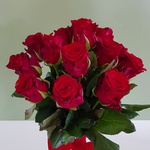 Букет з 15 червоних троянд