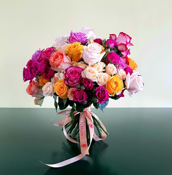 Bouquet of 31 roses mix
