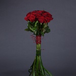 Букет из 25 красных роз Гран При