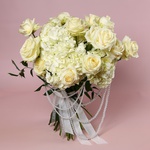 Bouquet of white trojans “Perlinna elegance”