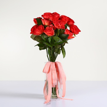 Bouquet of 15 roses Coral Riva