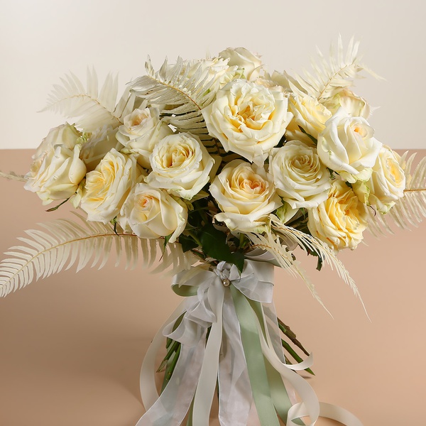 Букет з 25 троянд Кендл Лайт