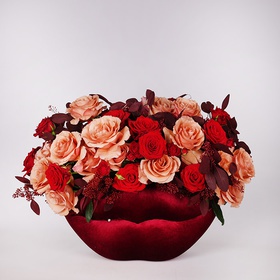 Composition “Pomegranate Kiss”