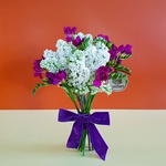 Bouquet of lilac and freesia mini